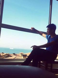 敲门吃瓜的视频素材,揭秘“敲门吃瓜”视频背后的故事