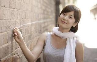 宋慧乔吃瓜现场视频大全,明星日常趣味瞬间