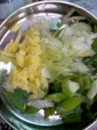 小瓜卤面宝宝吃的做法视频,营养美味，宝宝喜爱的家常面食