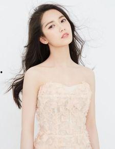 陈钰琪跳舞吃瓜视频,萌态十足引网友热议