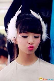 爱刷视频的吃瓜女神,揭秘爱刷视频的娱乐达人