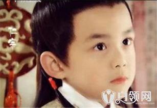 吃瓜小明星吴磊视频播放,娱乐圈新晋“瓜王”诞生