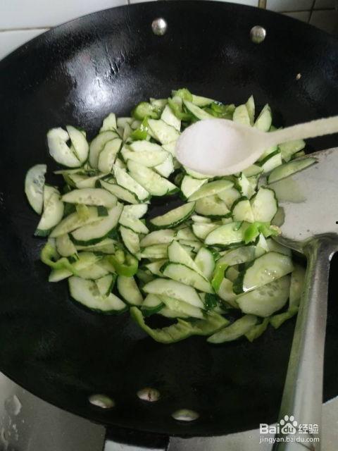 如何切瓜做菜吃窍门视频,视频揭秘家常菜烹饪窍门