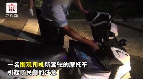 吃瓜群众看帅哥视频违法吗,法律边界与道德考量